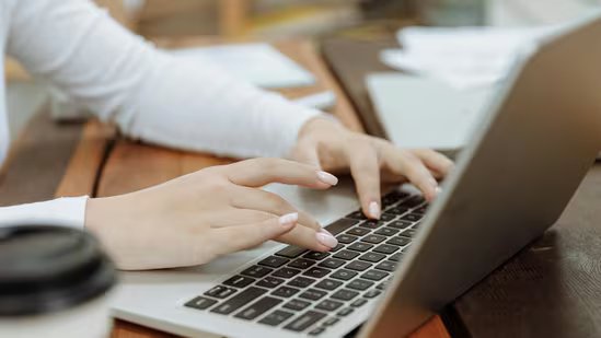 A short guide to email opening lines| Business News